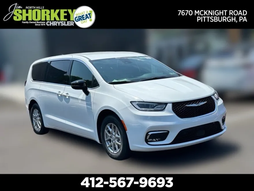 2025 Chrysler Pacifica photo 1