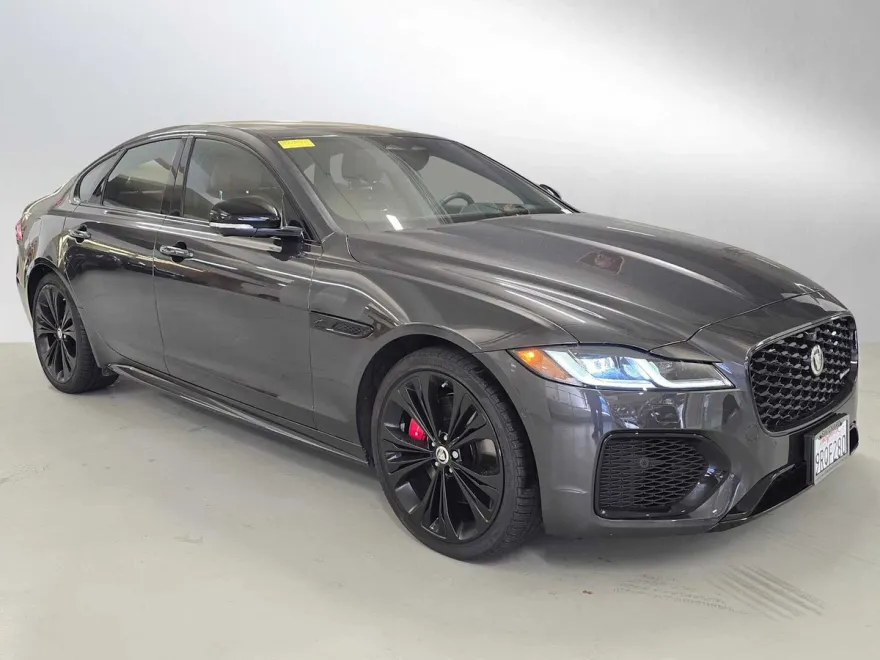 2024 Jaguar XF P300 R-Dynamic SE photo 1