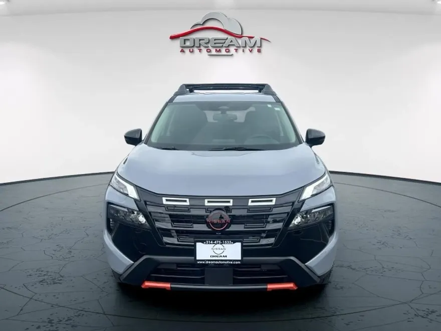 2026 Nissan Rogue SV photo 1