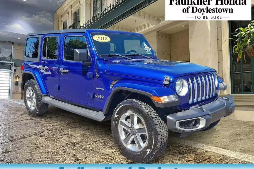 2018 Jeep Wrangler Unlimited Sahara photo 1