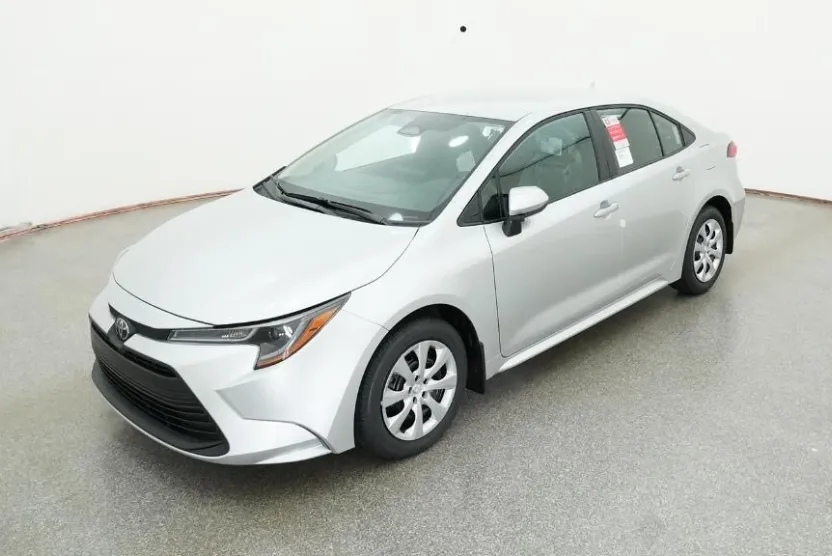 2026 Toyota Corolla LE photo 1
