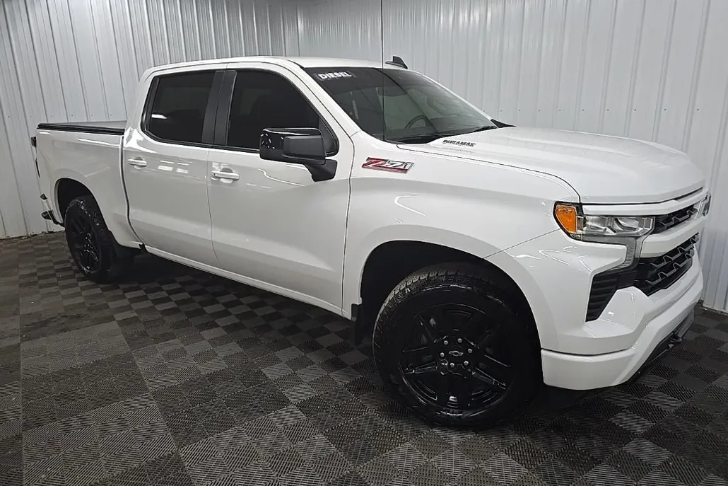 2022 Chevrolet Silverado 1500 RST photo 1