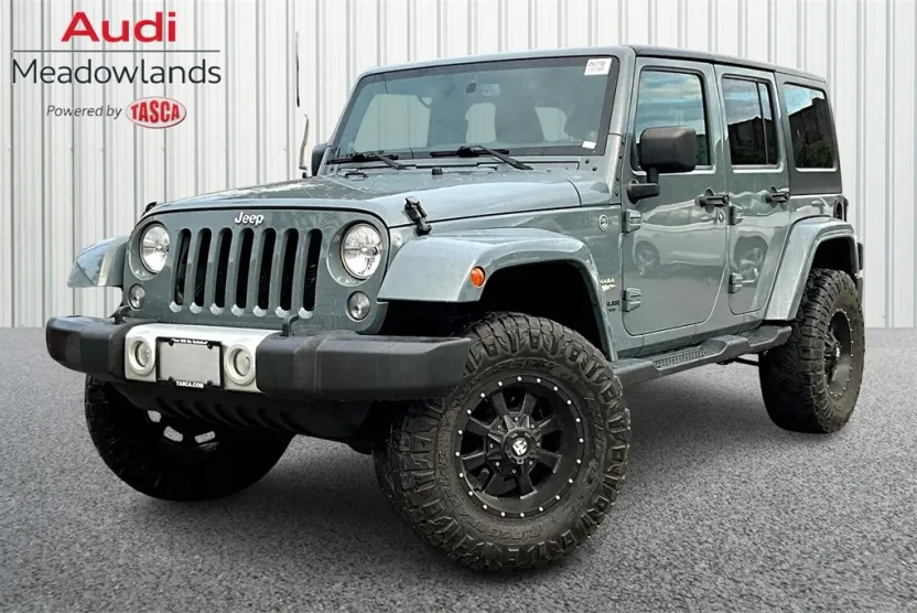 2014 Jeep Wrangler Unlimited Sahara photo 1
