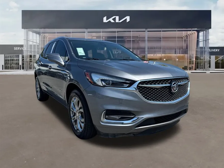 2021 Buick Enclave Avenir photo 1