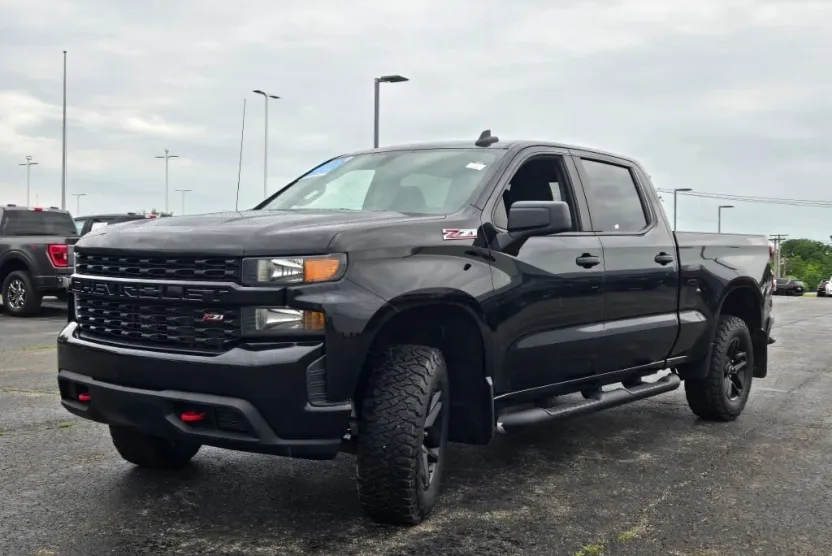 2021 Chevrolet Silverado 1500 Custom Trail Boss photo 1