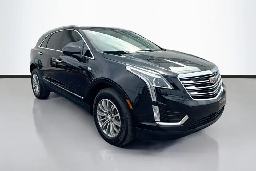 2019 Cadillac XT5 Luxury photo 1