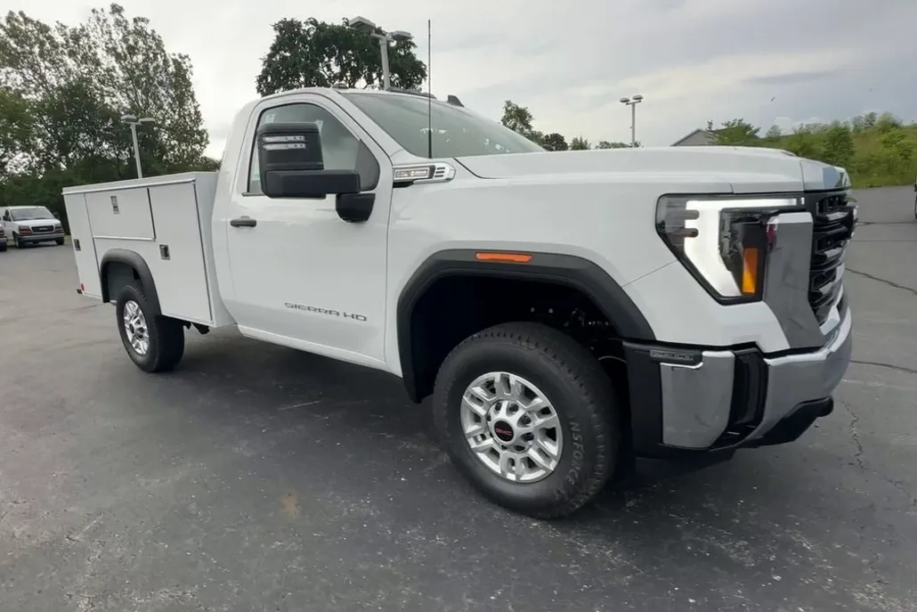 2025 Gmc Sierra 2500 HD Pro photo 1