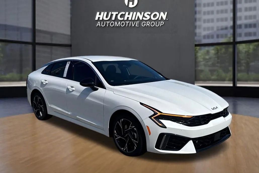 2026 Kia K5 GT-Line photo 1