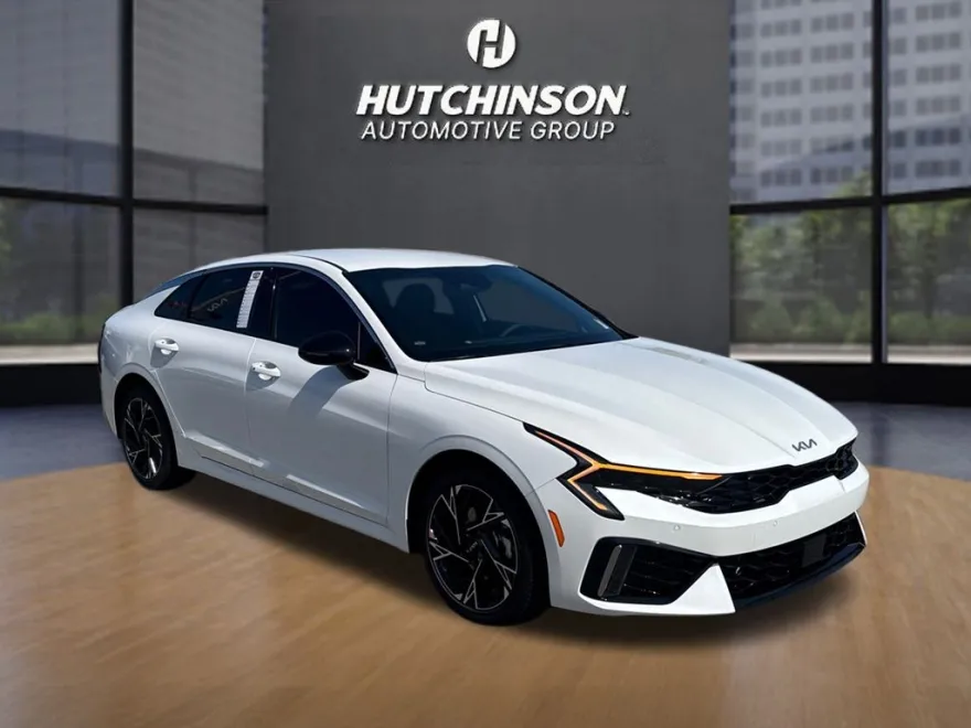 2026 Kia K5 GT-Line photo 1