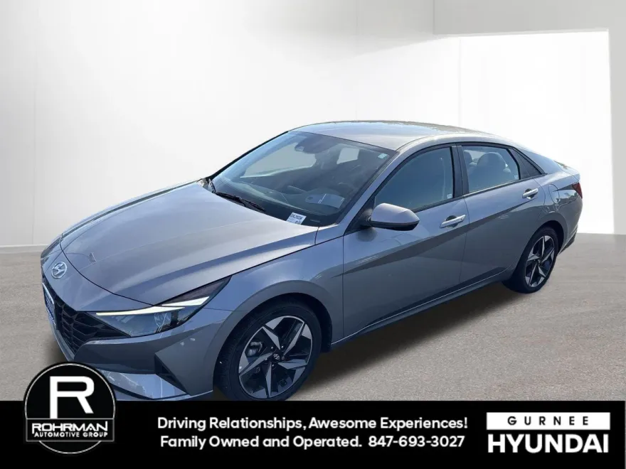 2023 Hyundai Elantra SEL Convenience photo 1