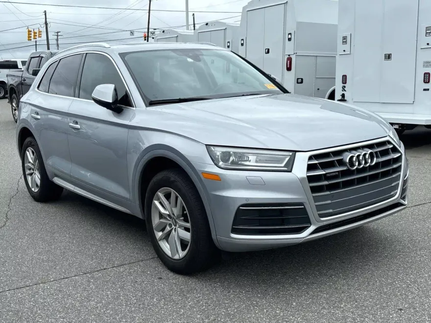 2020 Audi Q5 Premium photo 1