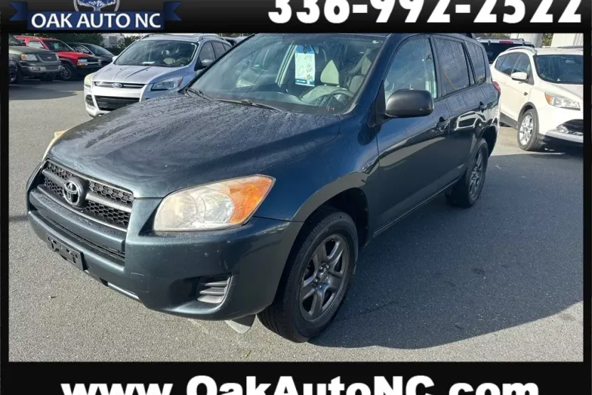 2012 Toyota RAV4 photo 1