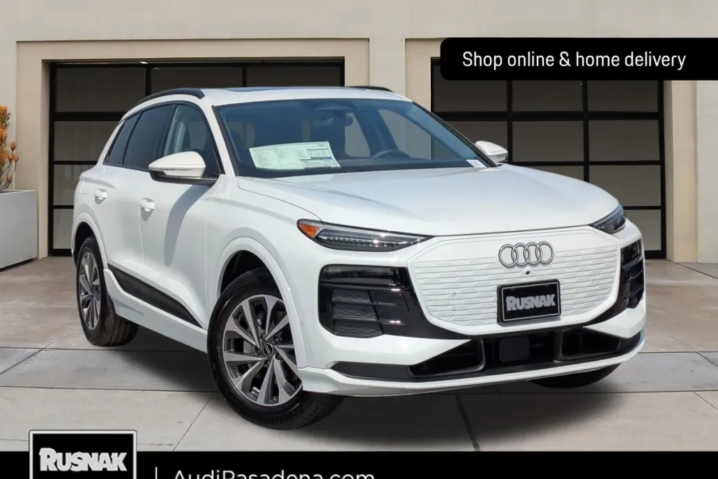 2025 Audi Q6 E-tron Premium Plus photo 1