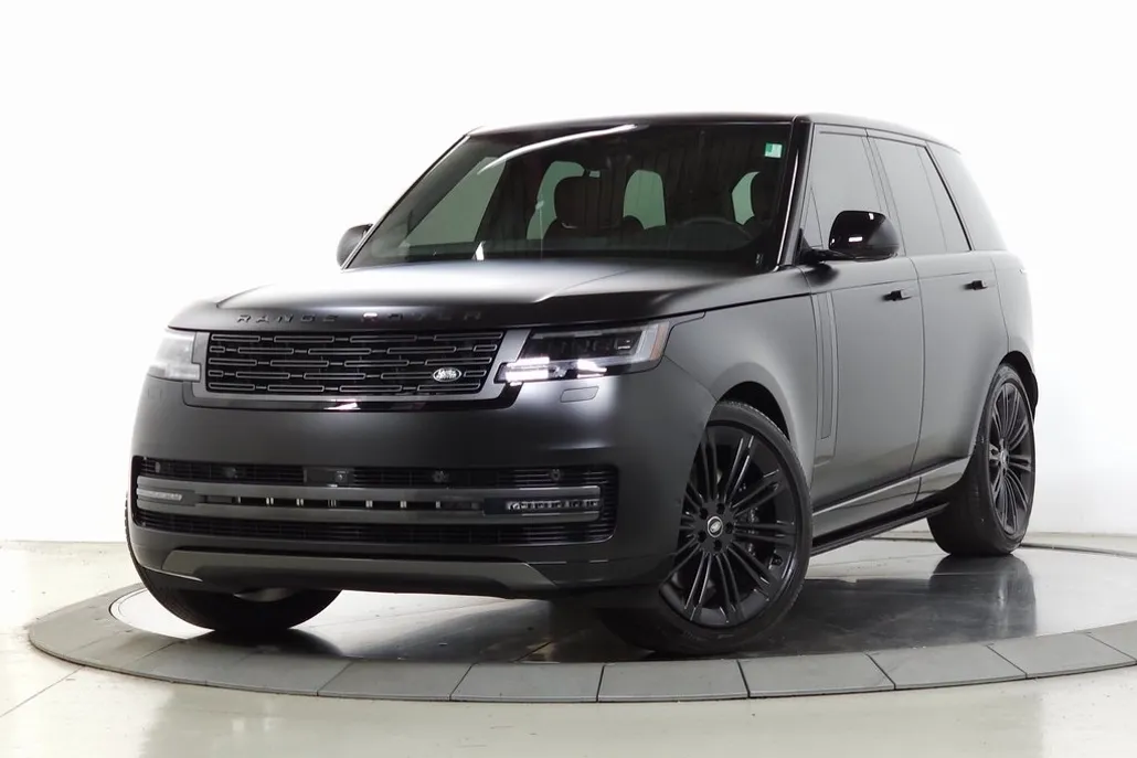 2025 Land Rover Range Rover SE photo 1