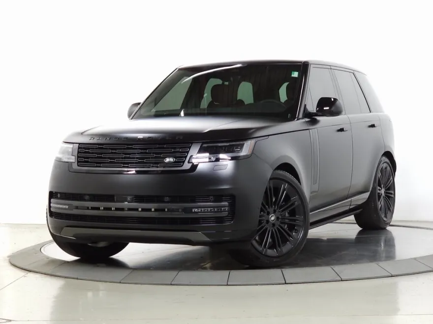 2025 Land Rover Range Rover SE photo 1