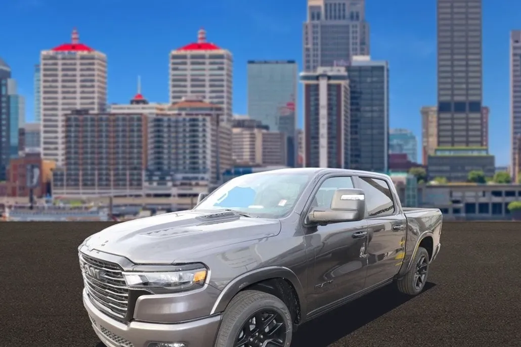 2025 Ram 1500 Laramie photo 1