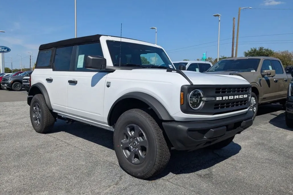 2025 Ford Bronco Big Bend photo 1