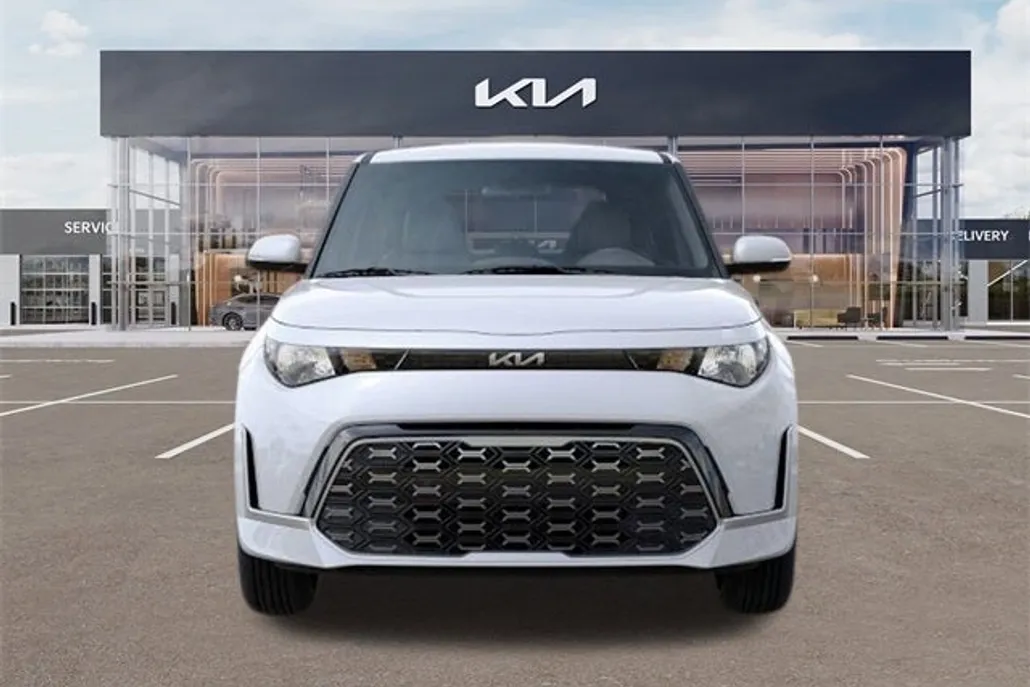 2025 Kia Soul GT-Line photo 1