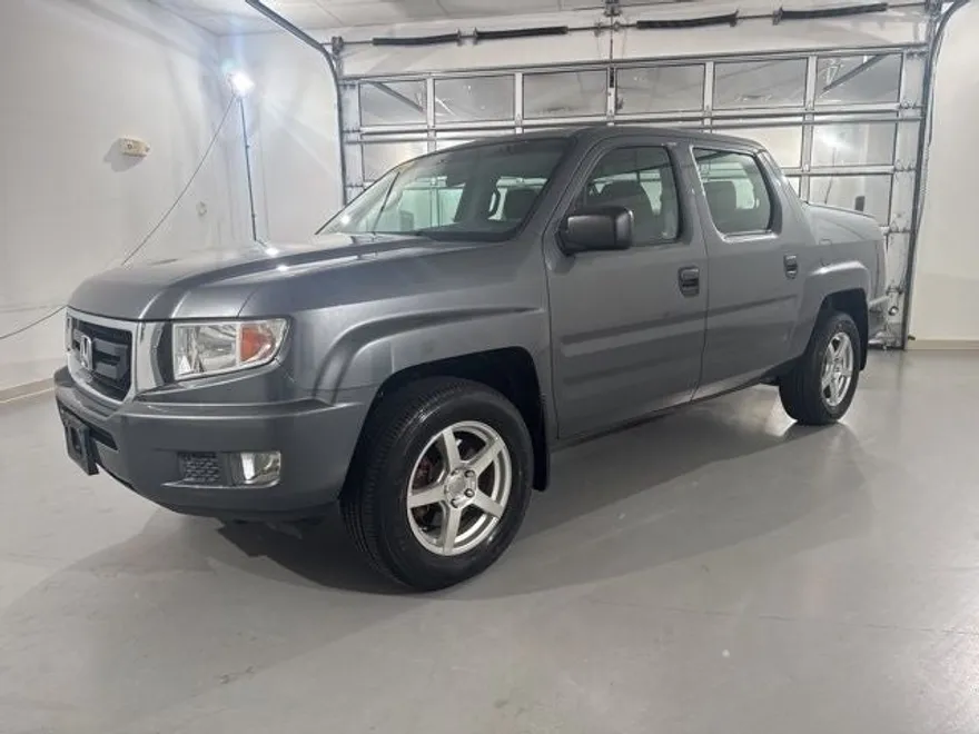 2011 Honda Ridgeline RT photo 1