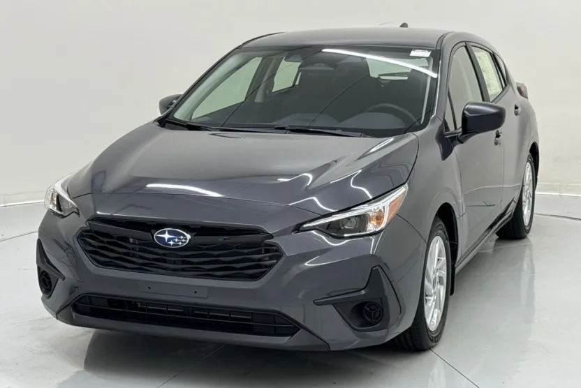 2025 Subaru Impreza Base photo 1