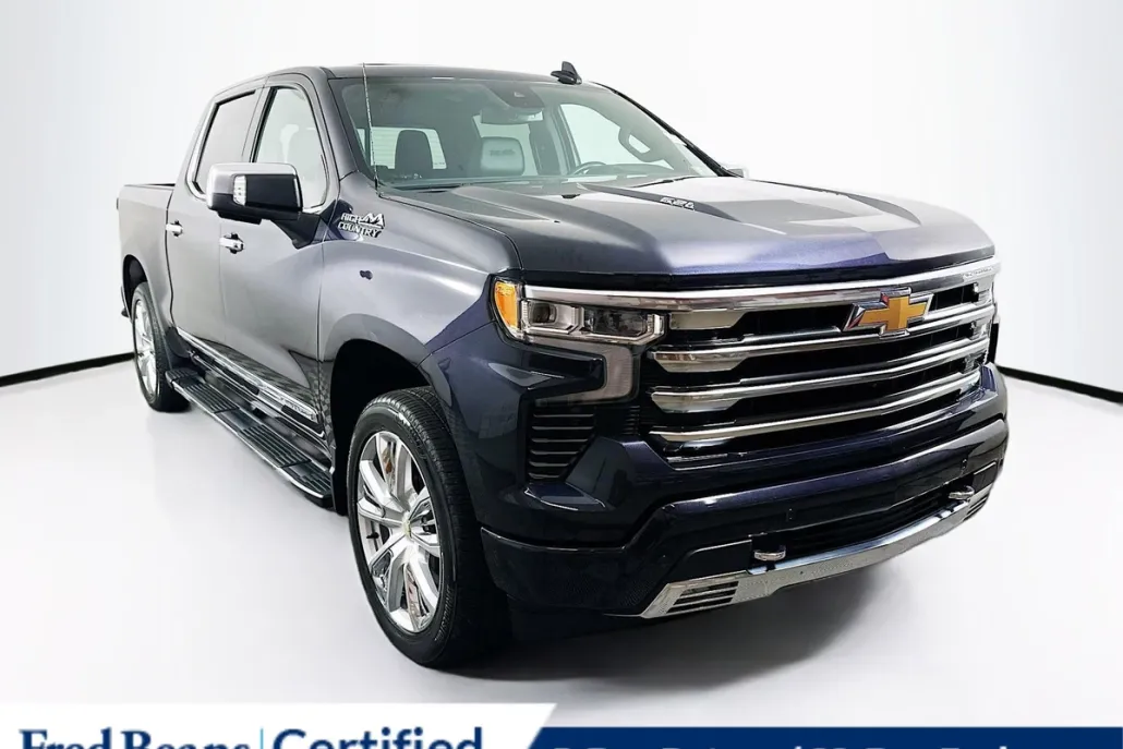 2023 Chevrolet Silverado 1500 High Country photo 1
