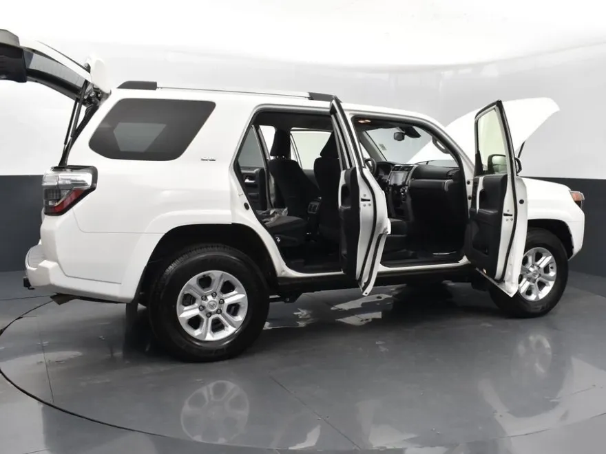 2024 Toyota 4Runner SR5 photo 49