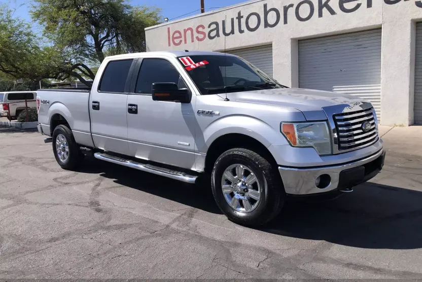2011 Ford F-150 XLT photo 1