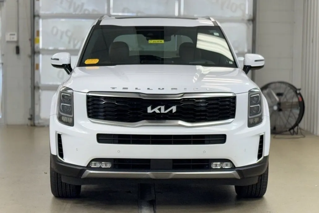 2022 Kia Telluride SX photo 1