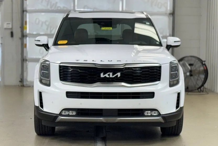 2022 Kia Telluride SX photo 1