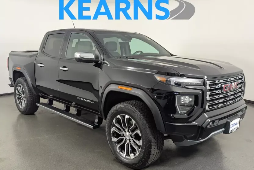 2024 Gmc Canyon Denali photo 1