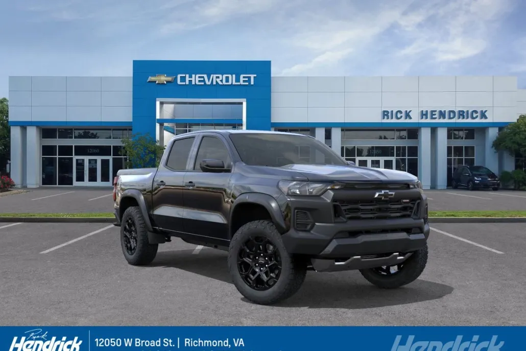 2026 Chevrolet Colorado Trail Boss photo 1