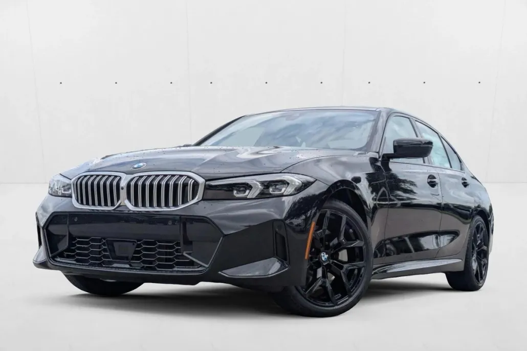 2025 Bmw 330i Sedan photo 1