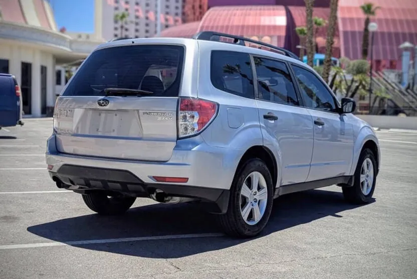 2012 Subaru Forester 2.5X photo 1