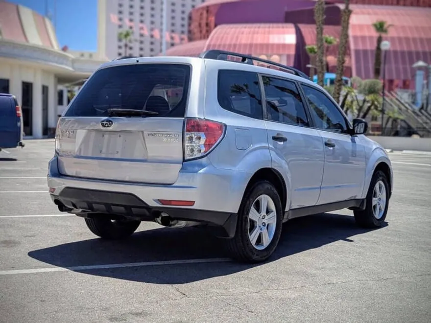 2012 Subaru Forester 2.5X photo 1