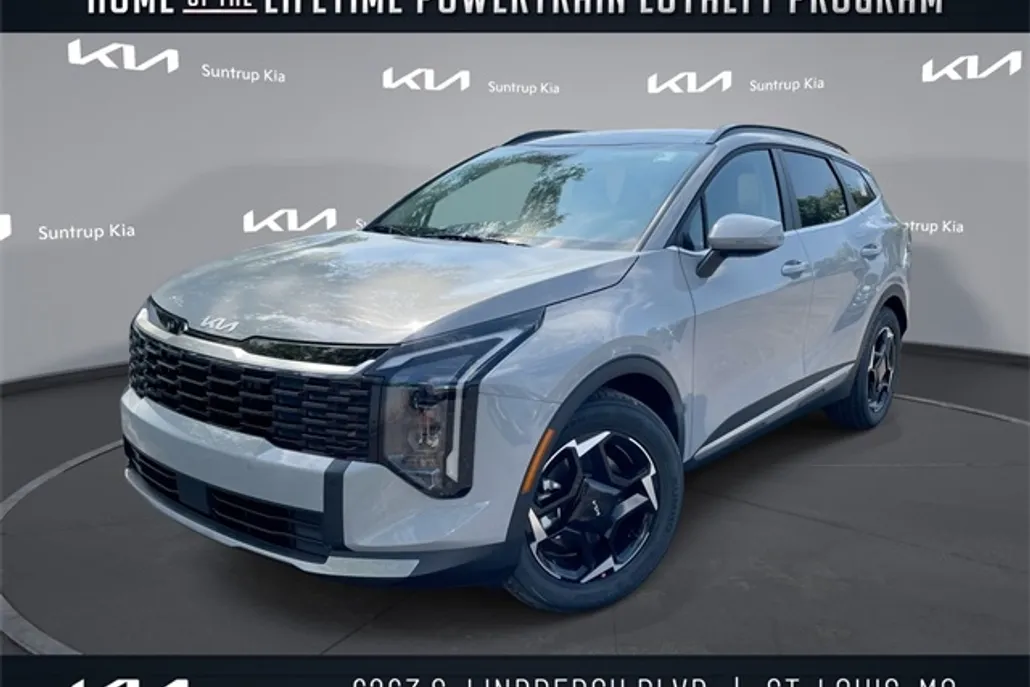2026 Kia Sportage EX photo 1