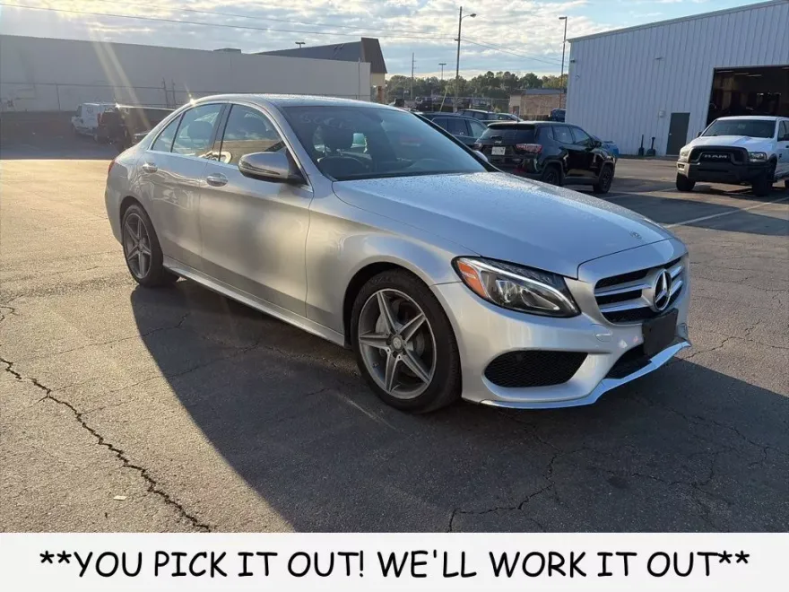 2016 Mercedes Benz C 300 4MATIC Sedan photo 1