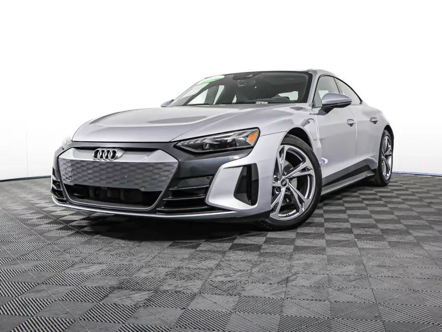 2022 Audi e-tron GT Premium Plus photo 1
