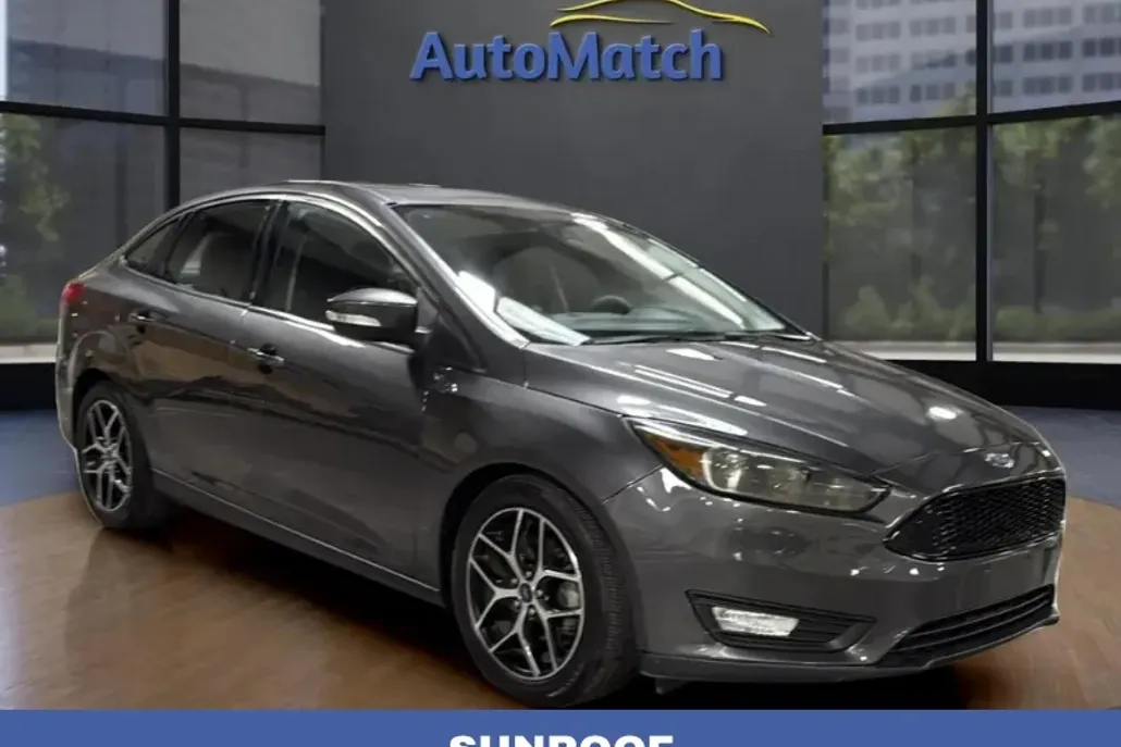 2018 Ford Focus SEL photo 1