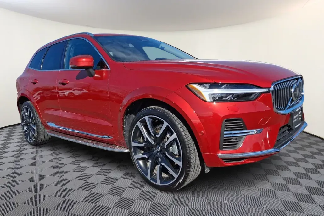 2022 Volvo XC60 Recharge photo 1
