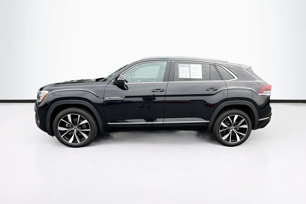 2024 Volkswagen Atlas Cross Sport SEL Premium R-Line photo 1
