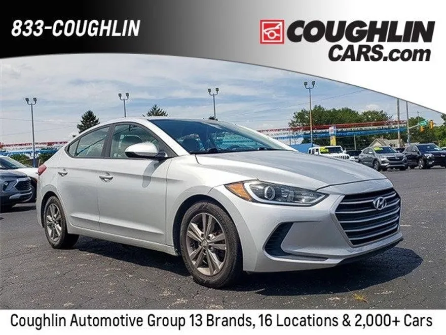 2017 Hyundai Elantra SE photo 1