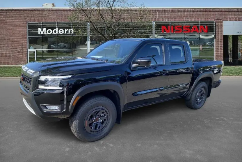 2025 Nissan Frontier PRO-4X photo 1