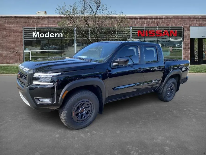 2025 Nissan Frontier PRO-4X photo 1