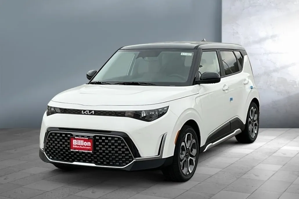 2025 Kia Soul EX photo 1