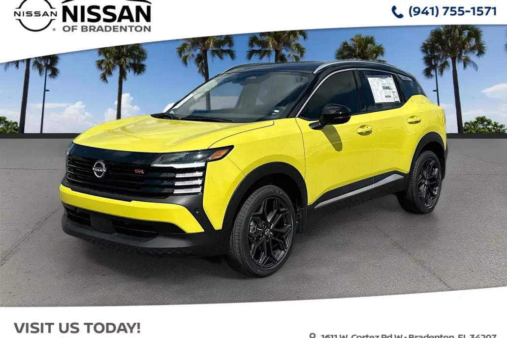 2025 Nissan Kicks SR photo 1