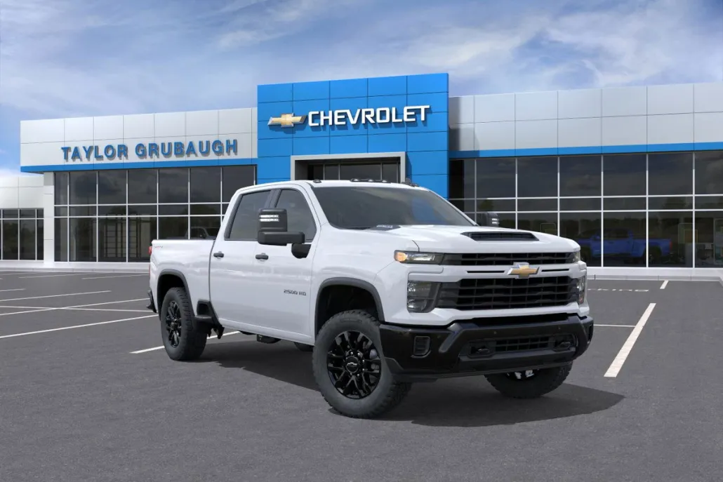 2025 Chevrolet Silverado 2500HD Custom photo 1