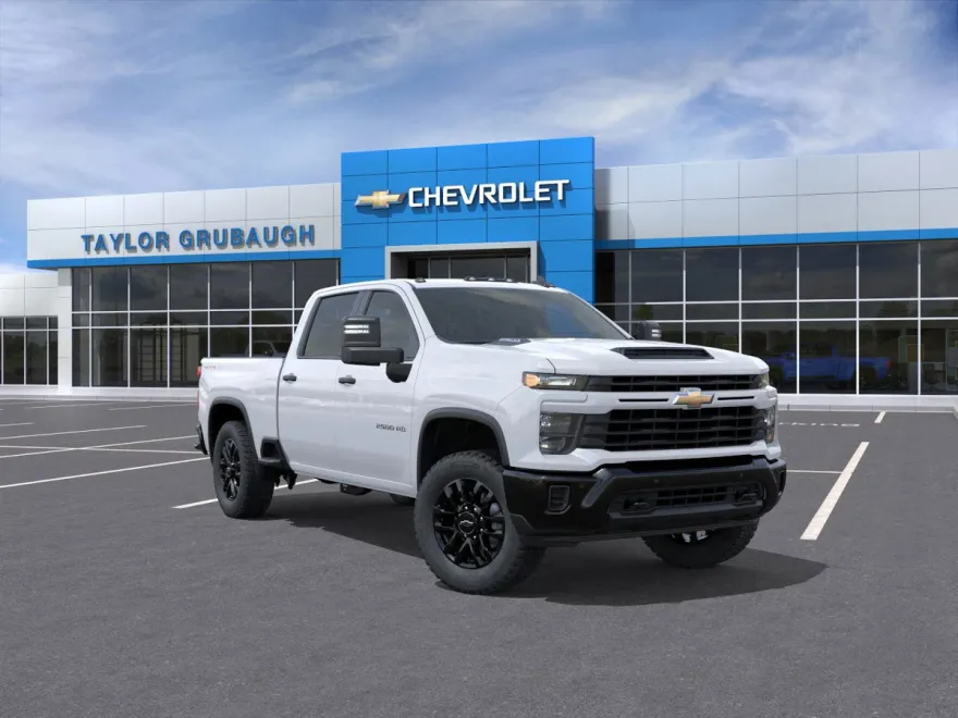 2025 Chevrolet Silverado 2500HD Custom photo 1