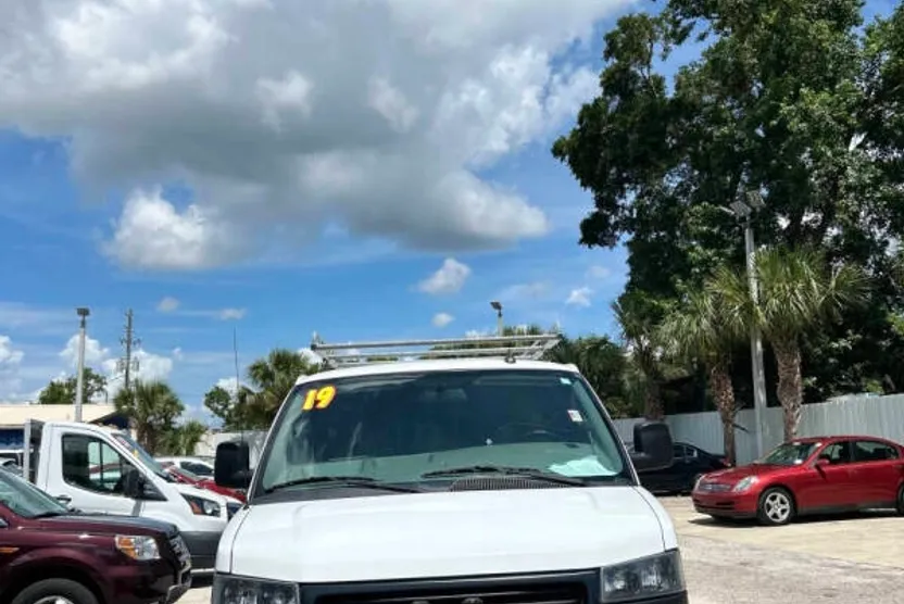 2019 Gmc Savana 2500 Cargo photo 1