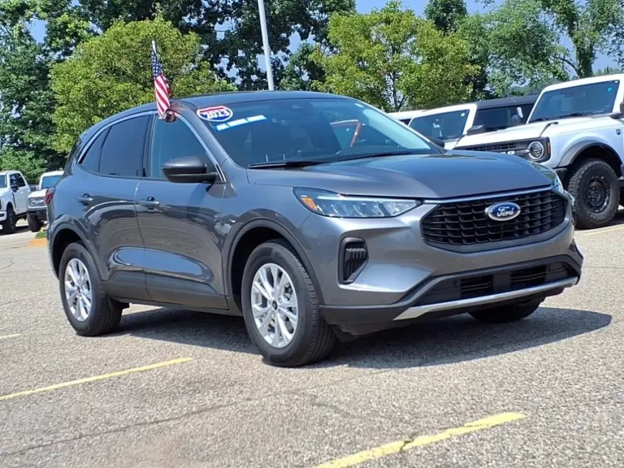 2023 Ford Escape Active photo 1