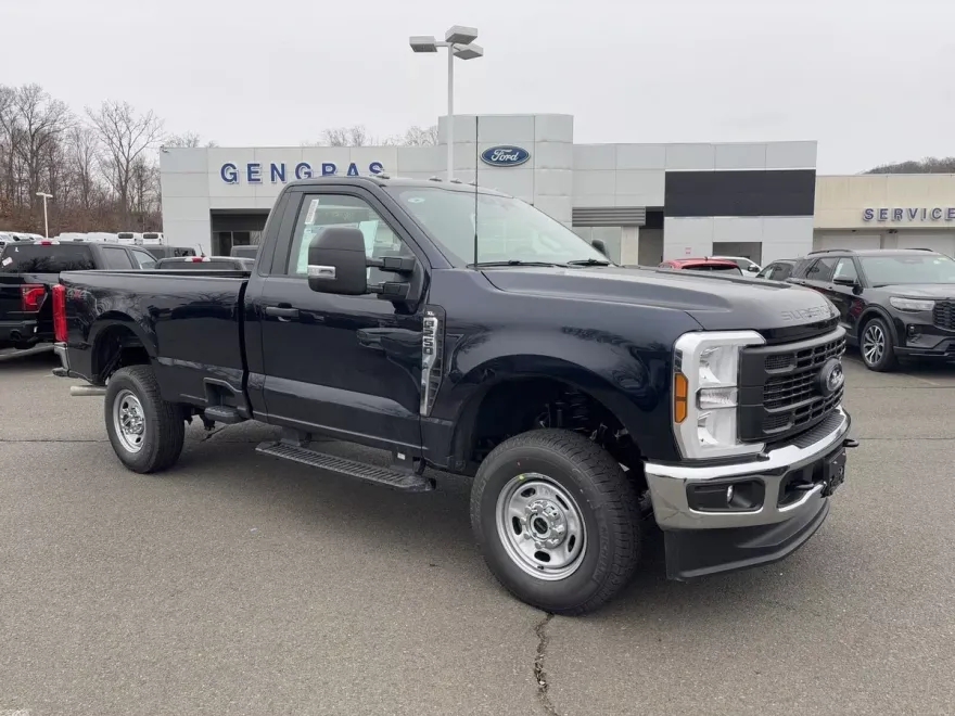 2025 Ford F-250 XLT photo 1